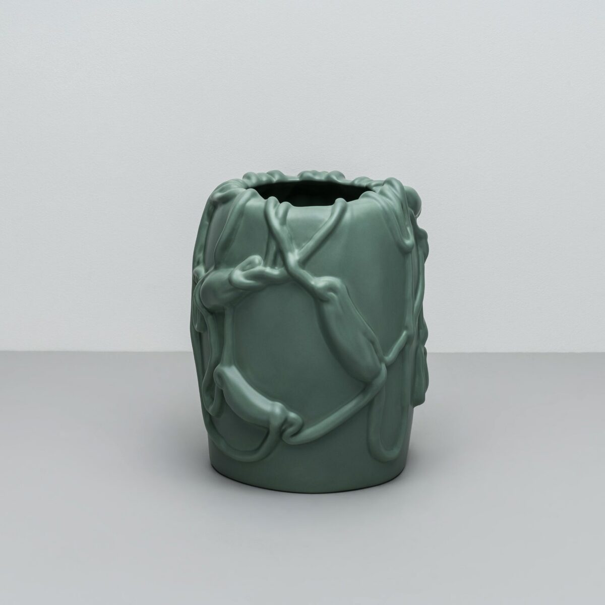 Seagrass Molten Edge Statement Vase